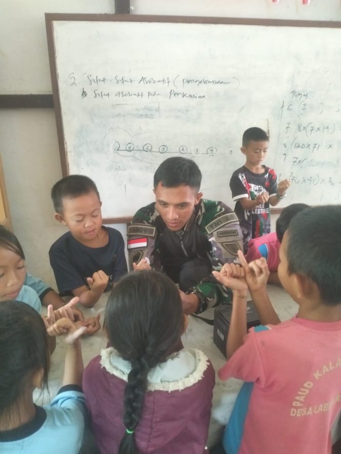 
					Gadik Satgas Yonzipur 5/ABW, Mengukir Generasi Masa Depan di Tengah Keterbatasan