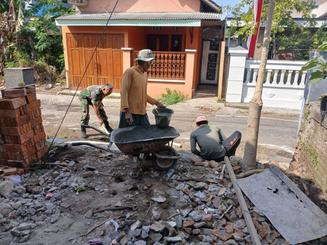 
					Warga Apresiasi Babinsa ,Selalu Ada Di Setiap Kegiatan Kewilayahan
