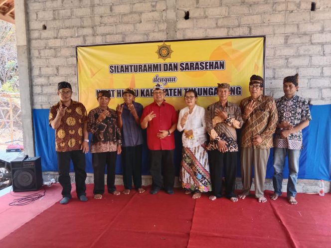 
					Calon Bupati Tulungagung Maryoto Bhirowo Hadiri Silaturahmi dan Sarasehan Umat Hindu Dharma